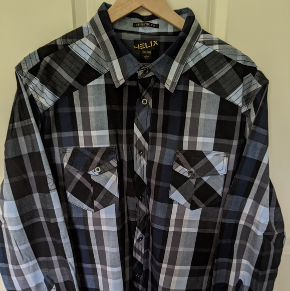 👣Helix Black and Blue Plaid Western Shirt - Picture 1 of 3